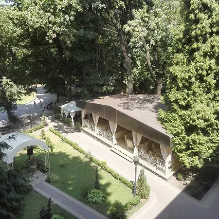 酒店 德利思酒店 利沃夫