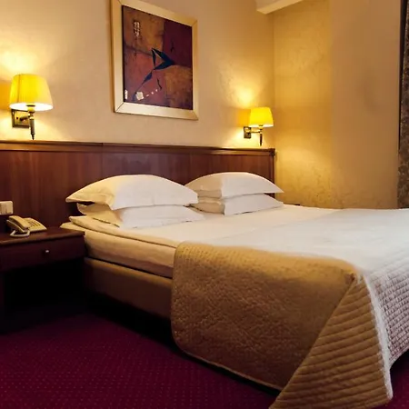 酒店 德利思酒店