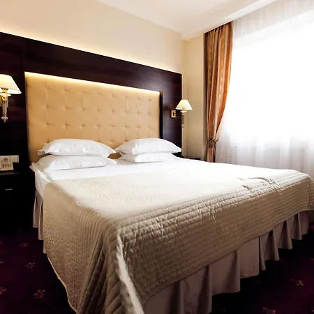 Delice 4* Lviv