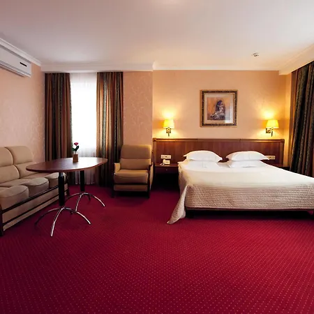 Delice Hotel 4*