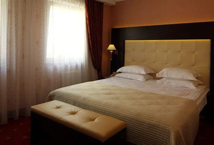 Delice Hotel Leopoli